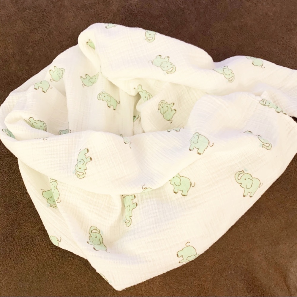 Aden + Anais White Elephant Swaddle Blanket